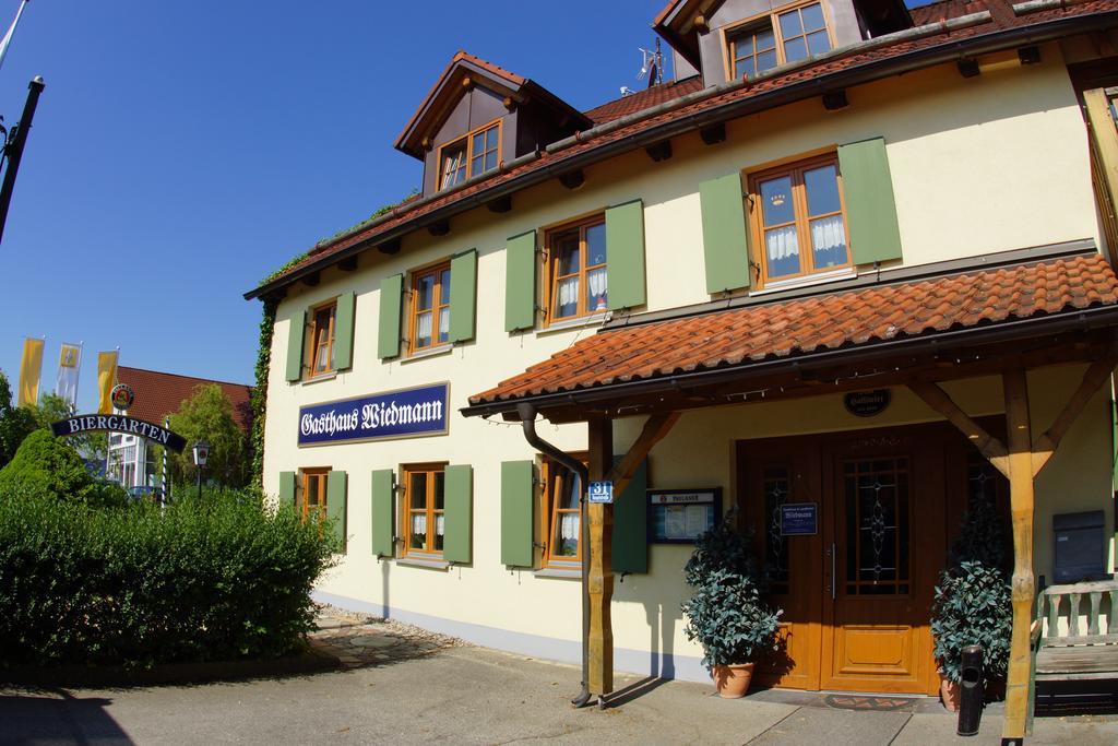 Gasthaus Und Landhotel Wiedmann Eresing Buitenkant foto