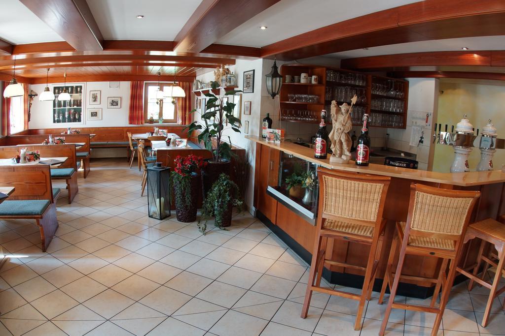 Gasthaus Und Landhotel Wiedmann Eresing Buitenkant foto