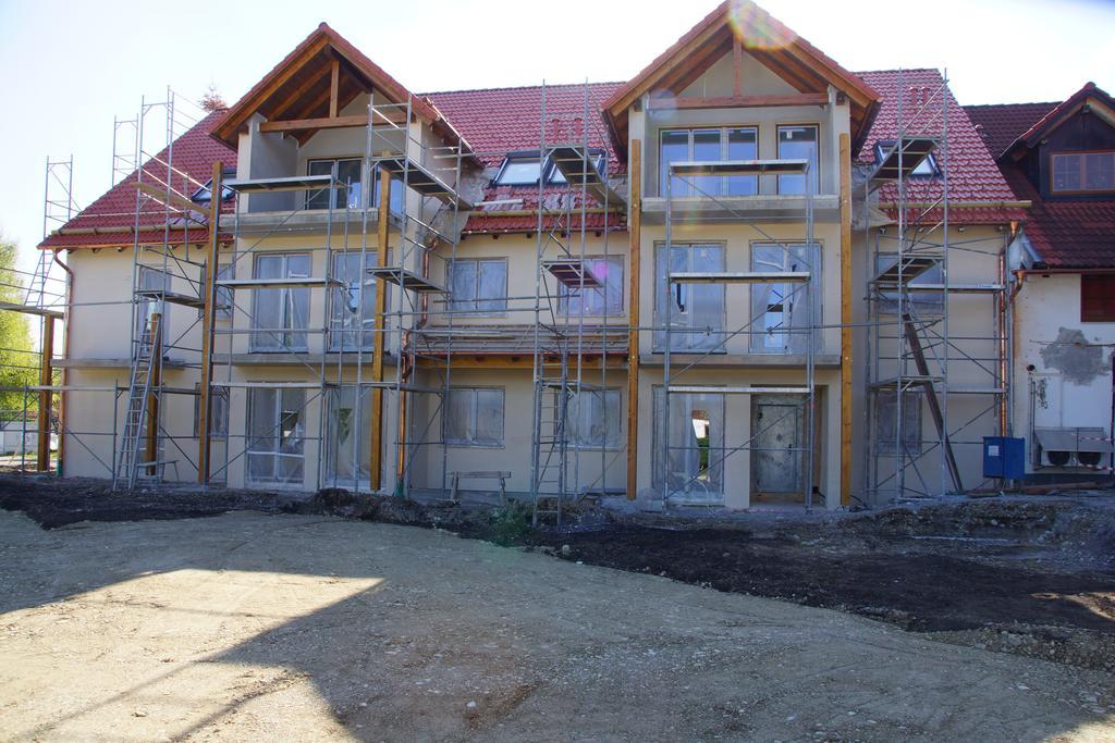 Gasthaus Und Landhotel Wiedmann Eresing Buitenkant foto