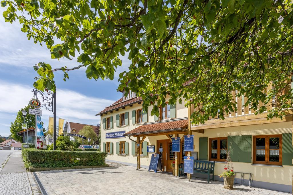 Gasthaus Und Landhotel Wiedmann Eresing Buitenkant foto