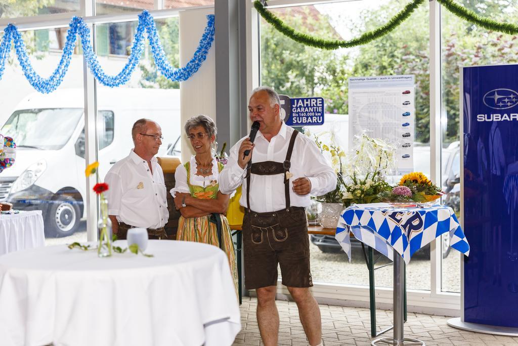 Gasthaus Und Landhotel Wiedmann Eresing Buitenkant foto