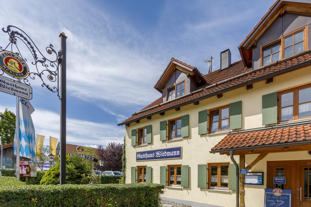 Gasthaus Und Landhotel Wiedmann Eresing Buitenkant foto