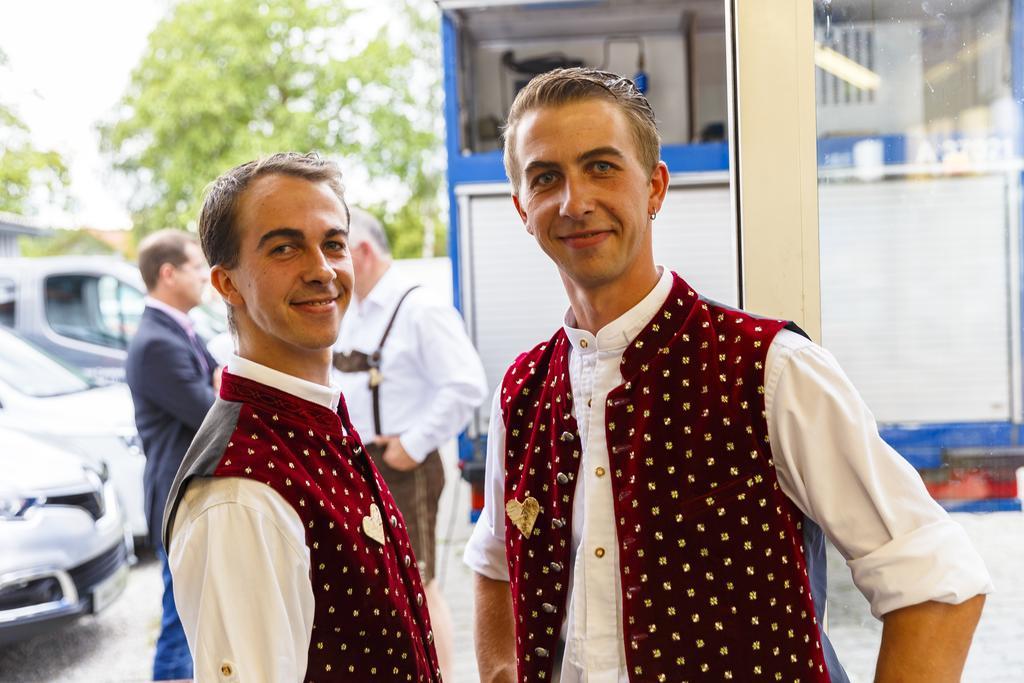 Gasthaus Und Landhotel Wiedmann Eresing Buitenkant foto